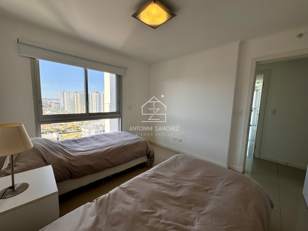 Apartamento ID.1089 - Venta Apartamento 3 dormitorios 4 baños Punta del Este