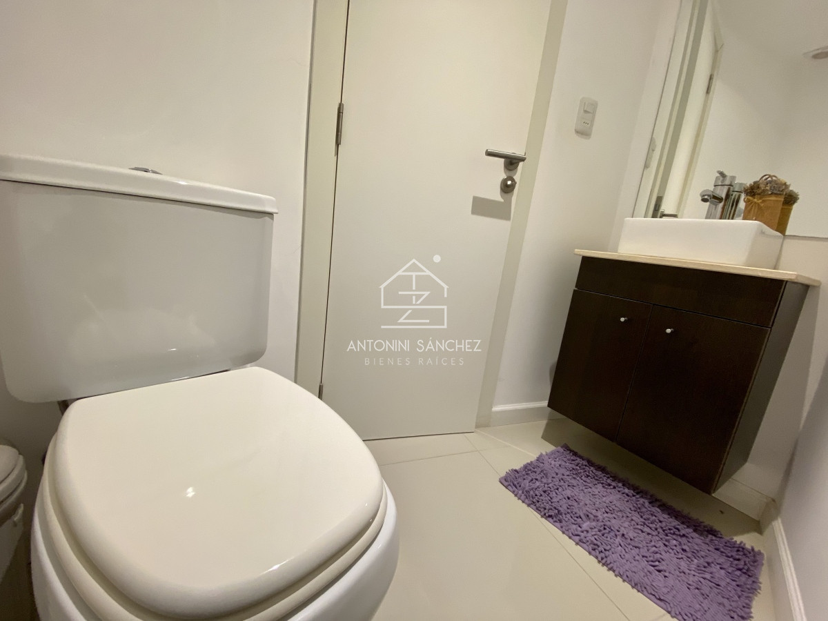 Apartamento ID.478 - Apartamento venta 3 dormitorios mas dependencia 