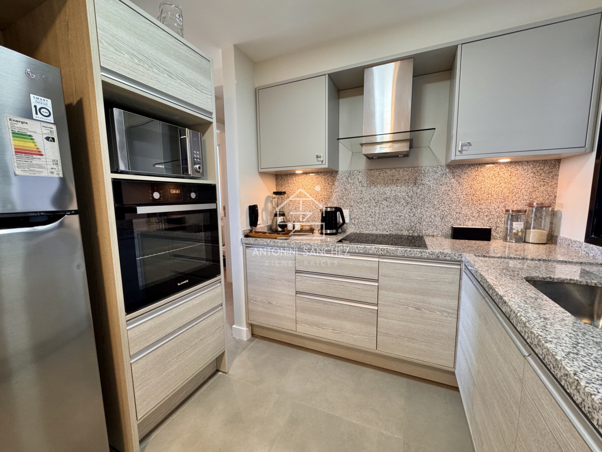 Apartamento ID.1865 - Venta apartamento 2 dormitorios 2 baños Punta del Este