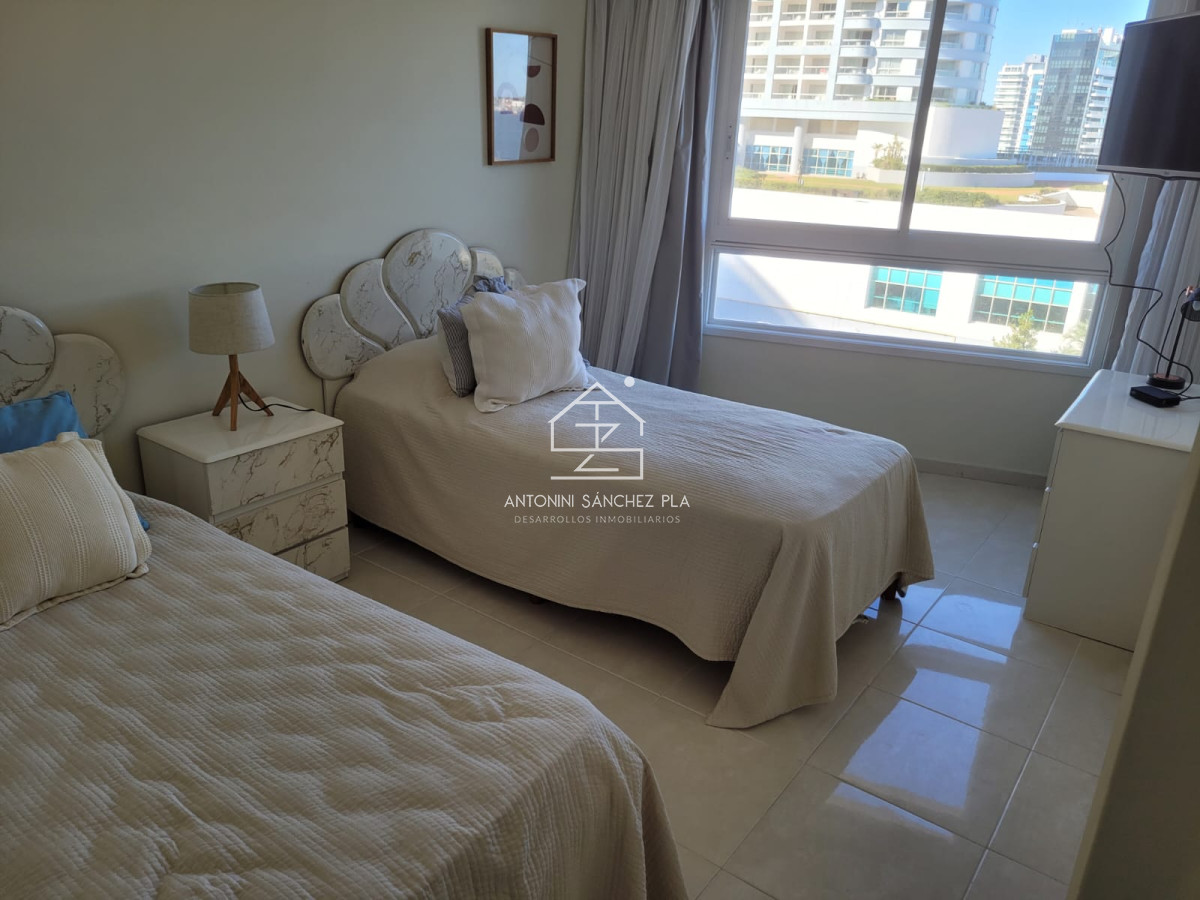 Apartamento ID.3504 - Venta Apartamento 3 Dormitorios Punta del Este Mansa