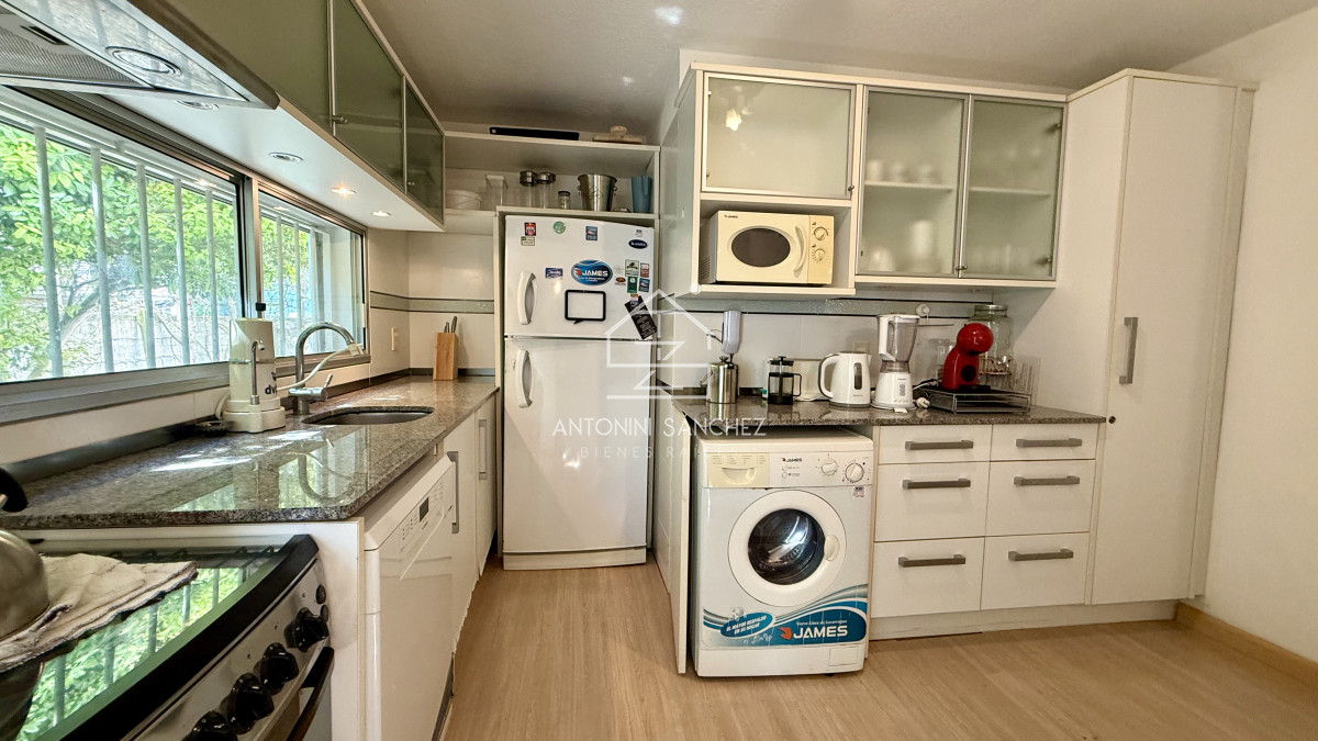 Apartamento ID.2918 - Venta Apartamento 3 Dormitorios Mansa Punta del Este