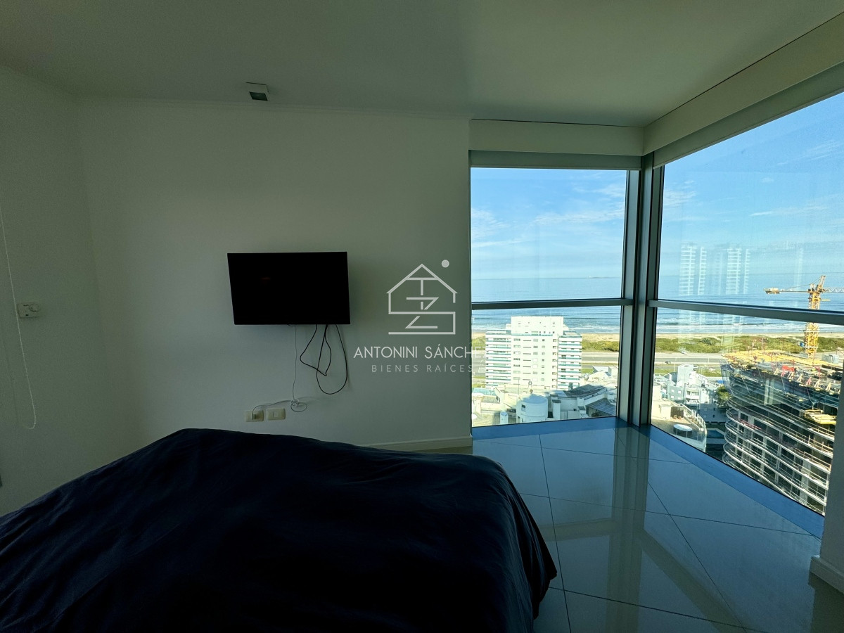 Apartamento ID.1089 - Venta Apartamento 3 dormitorios 4 baños Punta del Este