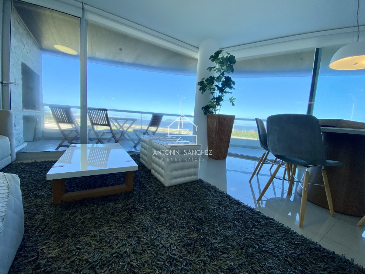 Apartamento ID.478 - Apartamento venta 3 dormitorios mas dependencia 