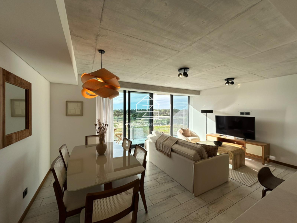 Apartamento ID.4371 - Venta apartamento un dormitorio Punta del Este playa Brava edificio Surfside