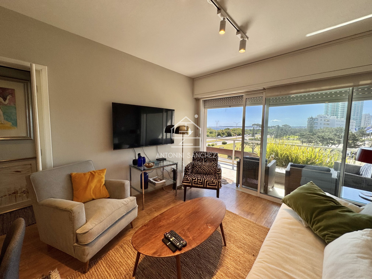 Apartamento ID.1451 - Apartamento en venta, playa mansa, Punta del Este