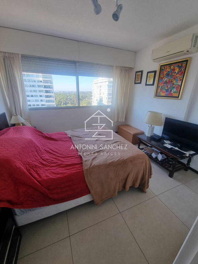 Apartamento ID.2125 - Venta Apartamento 3 dormitorios Punta del este Roosevelt