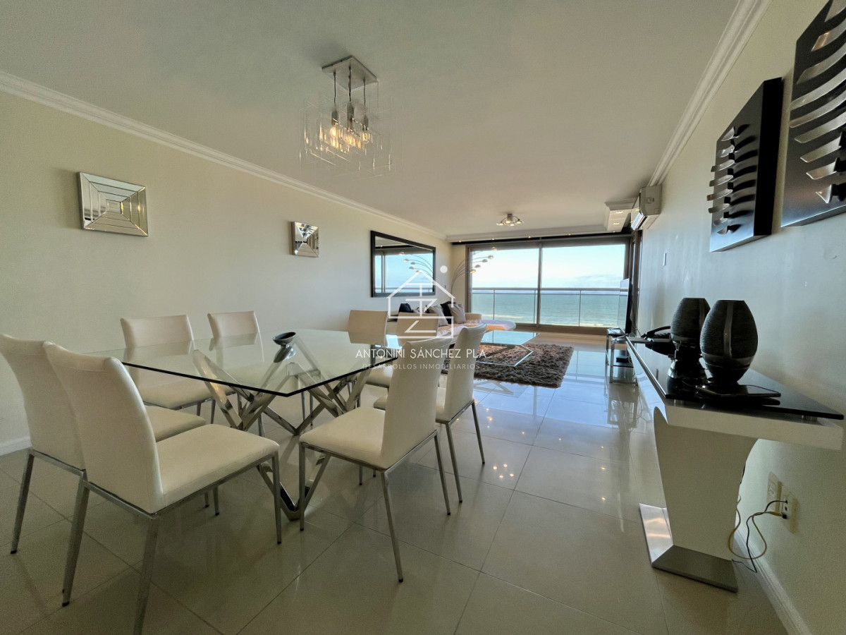Apartamento ID.3511 - Venta Apartamento 3 Dormitorios Punta del Este