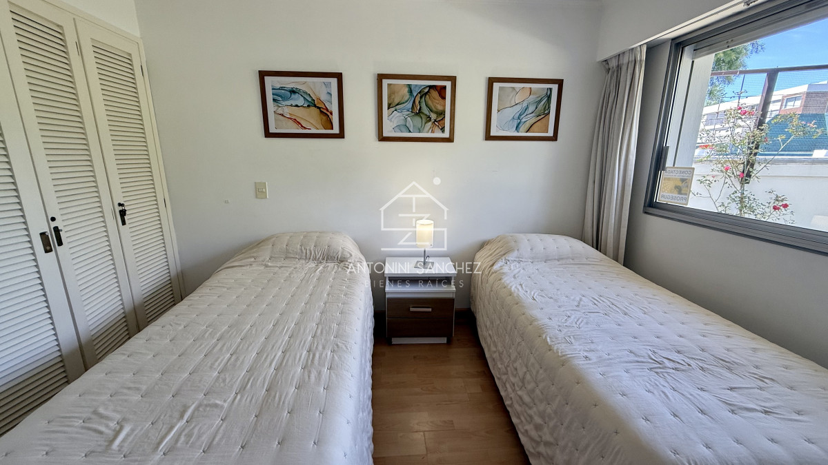 Apartamento ID.2918 - Venta Apartamento 3 Dormitorios Mansa Punta del Este