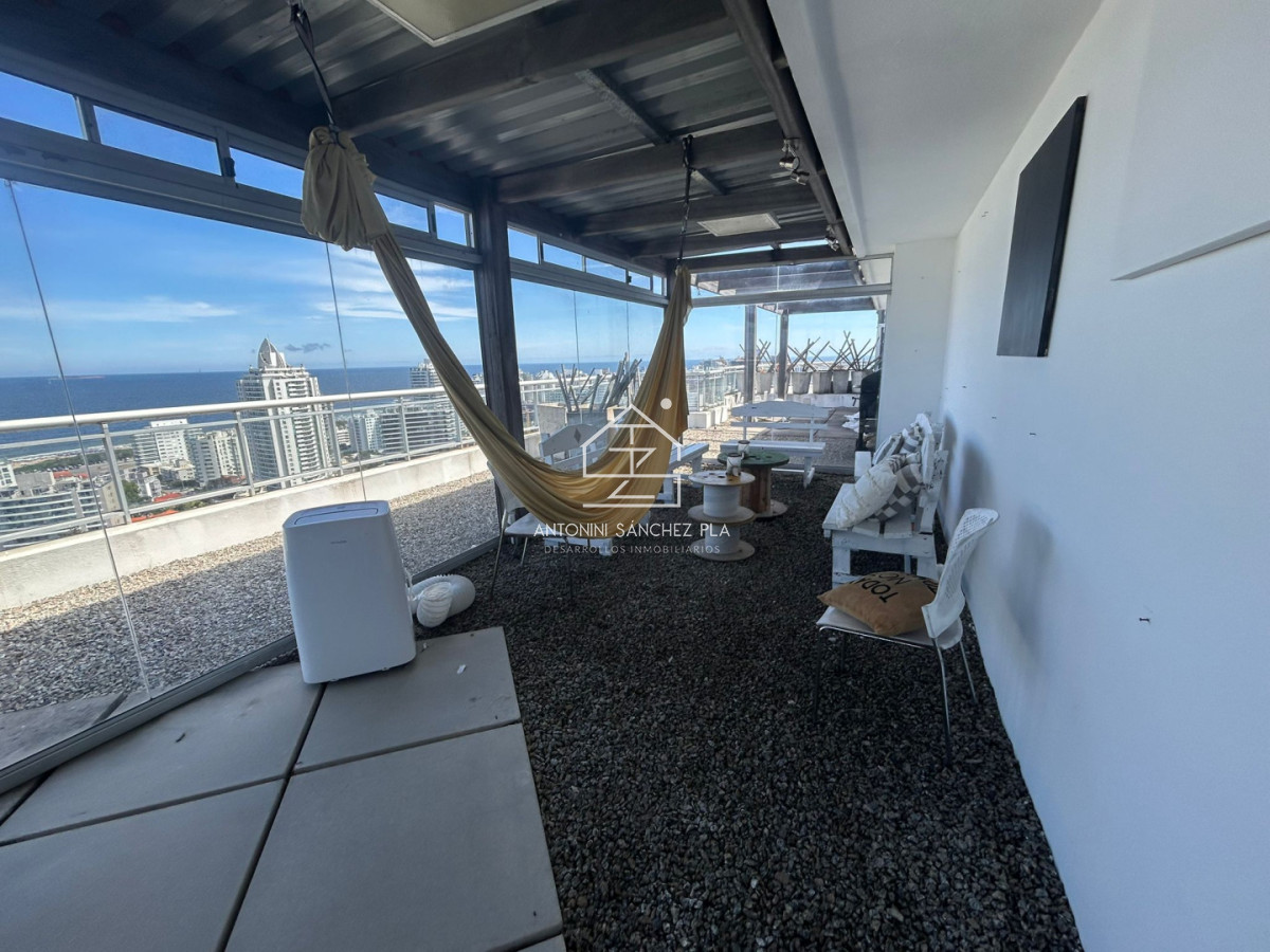 Apartamento ID.3865 - HERMOSO PENTHOUSE EN VENTA OCEAN DRIVE