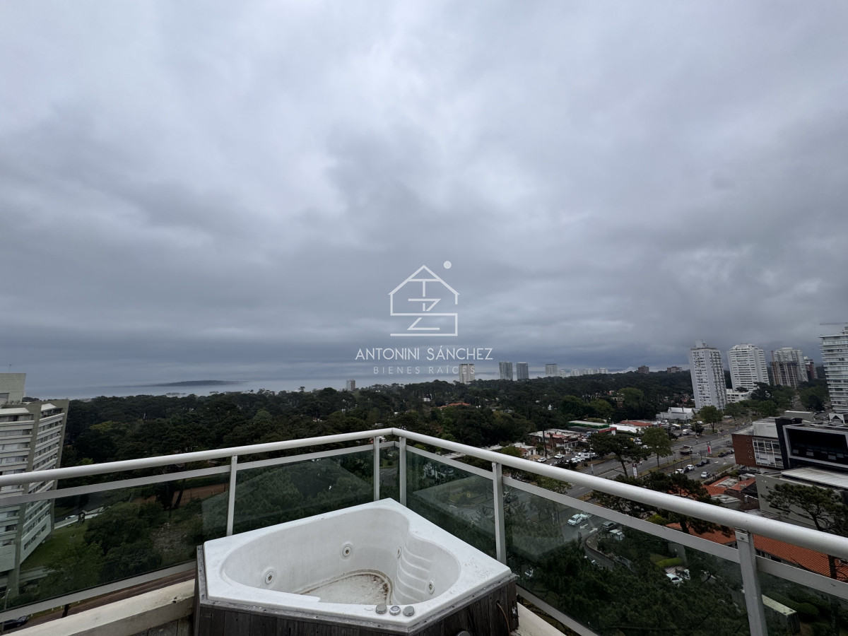 Apartamento ID.1211 - Venta apartamento 3 dormitorios Punta del Este