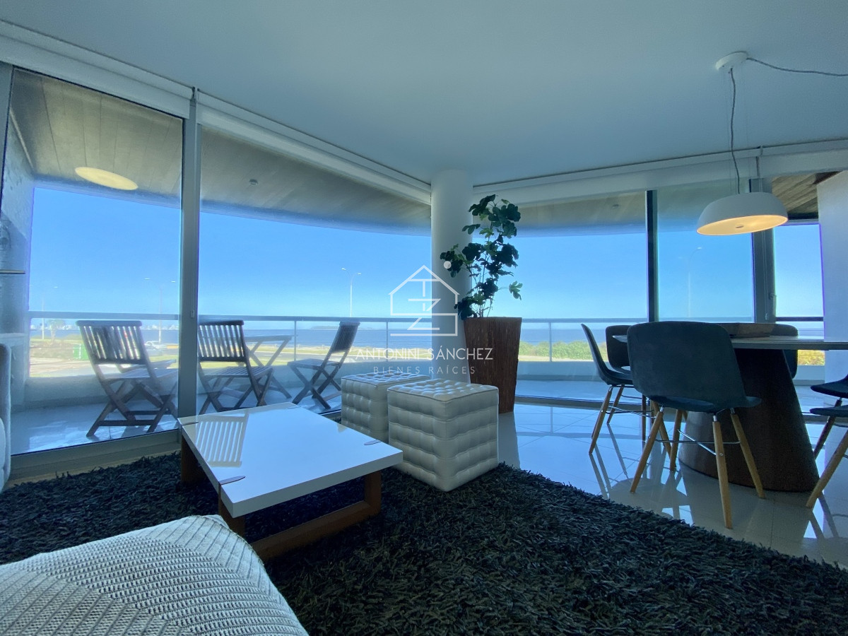 Apartamento ID.478 - Apartamento venta 3 dormitorios mas dependencia 