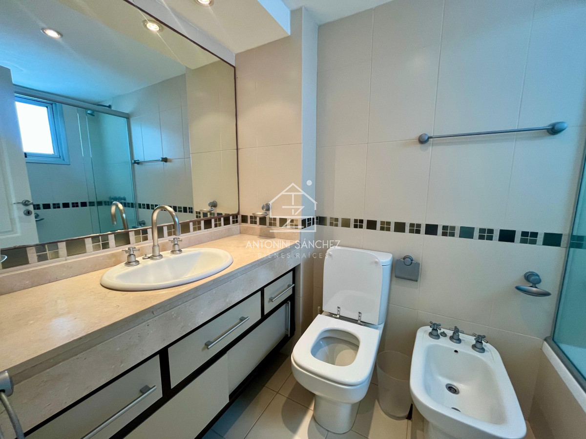 Apartamento ID.2799 - VENTA APARTAMENTO 3 DOMITORIOS PUNTA DEL ESTE
