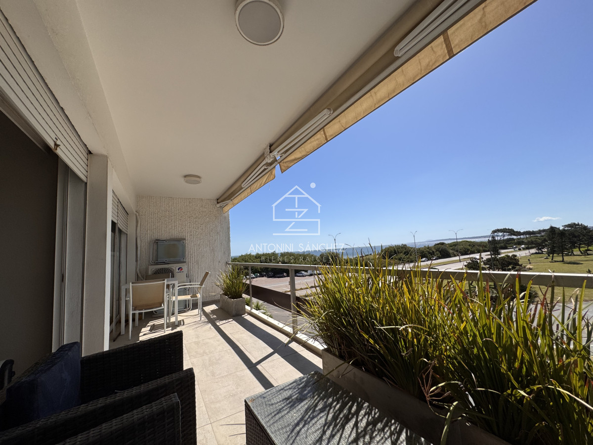 Apartamento ID.1451 - Apartamento en venta, playa mansa, Punta del Este
