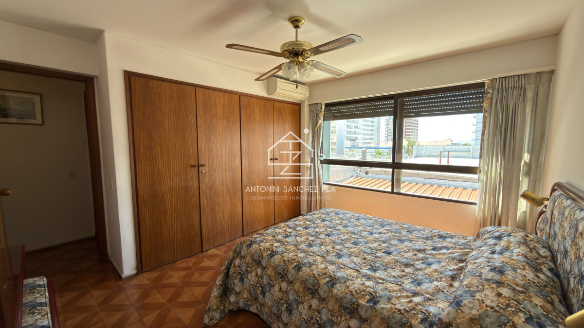 Apartamento ID.3199 - Venta Apartamento 2 Dormitorios y Dependencia Península Punta del Este