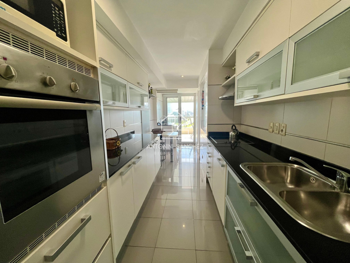Apartamento ID.2799 - VENTA APARTAMENTO 3 DOMITORIOS PUNTA DEL ESTE