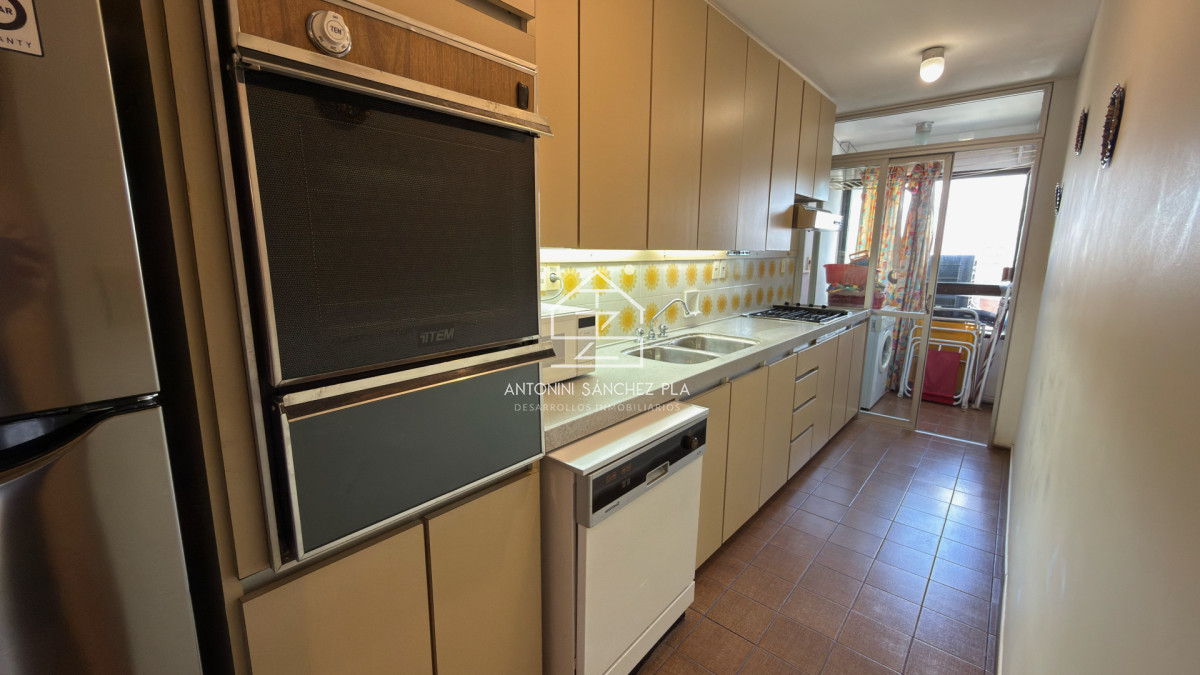 Apartamento ID.3199 - Venta Apartamento 2 Dormitorios y Dependencia Península Punta del Este