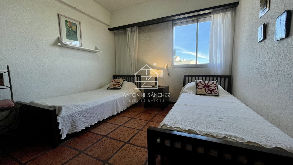 Apartamento ID.456 - Apartamento 2 dormitorios Punta del Este vista a la Brava