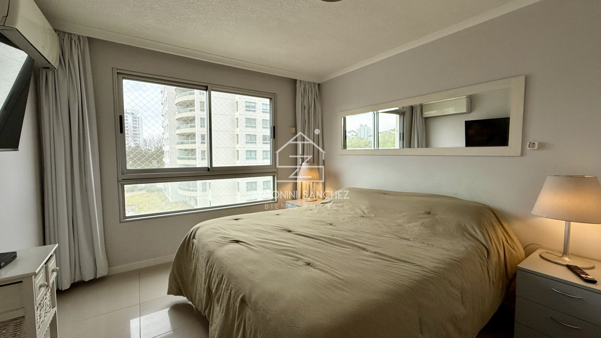 Apartamento ID.1254 - Venta apartamento 3 dormitorios mas dependencia Punta del Este