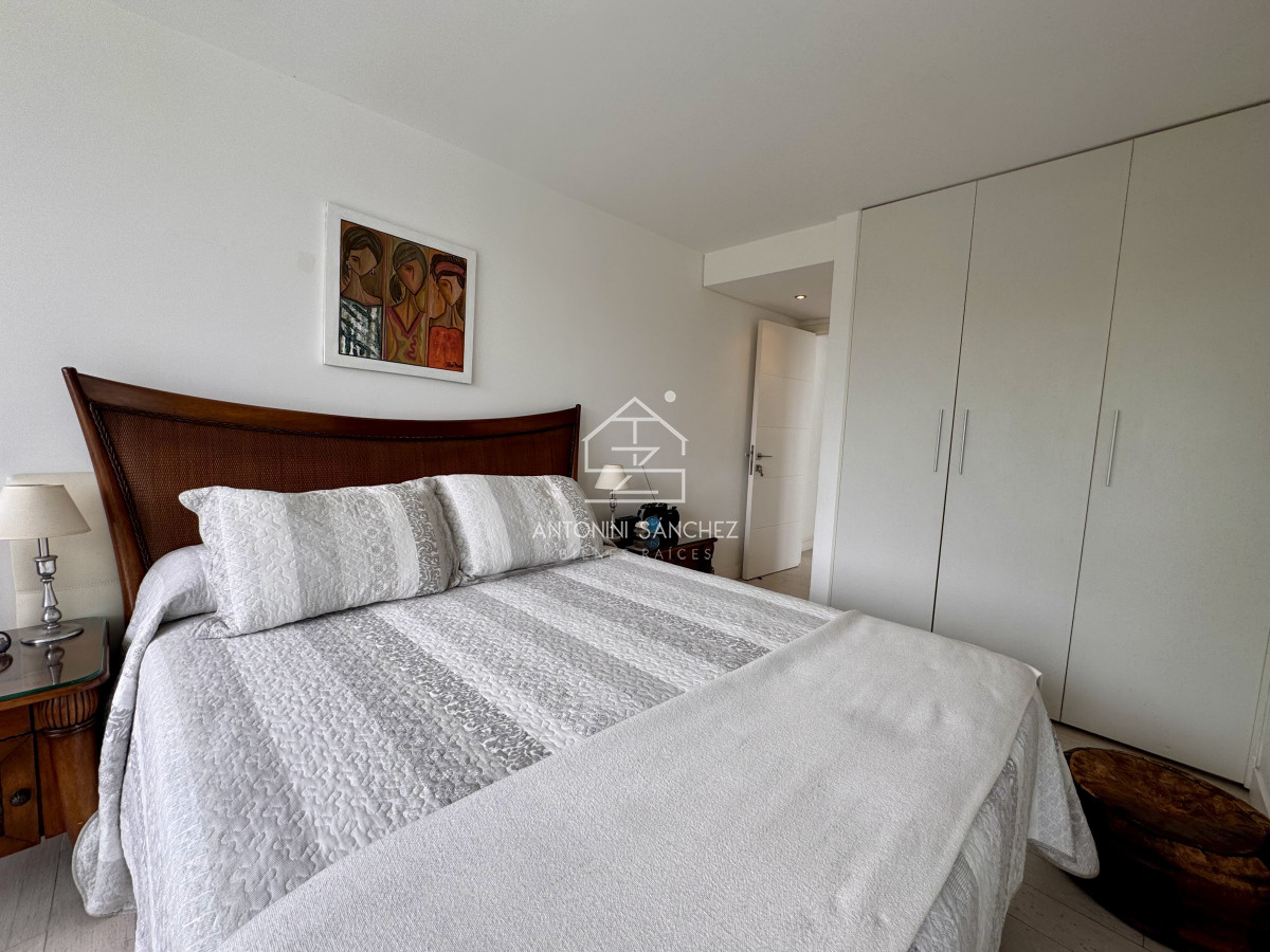 Apartamento ID.1577 - Venta apartamento 3 suites Punta del Este