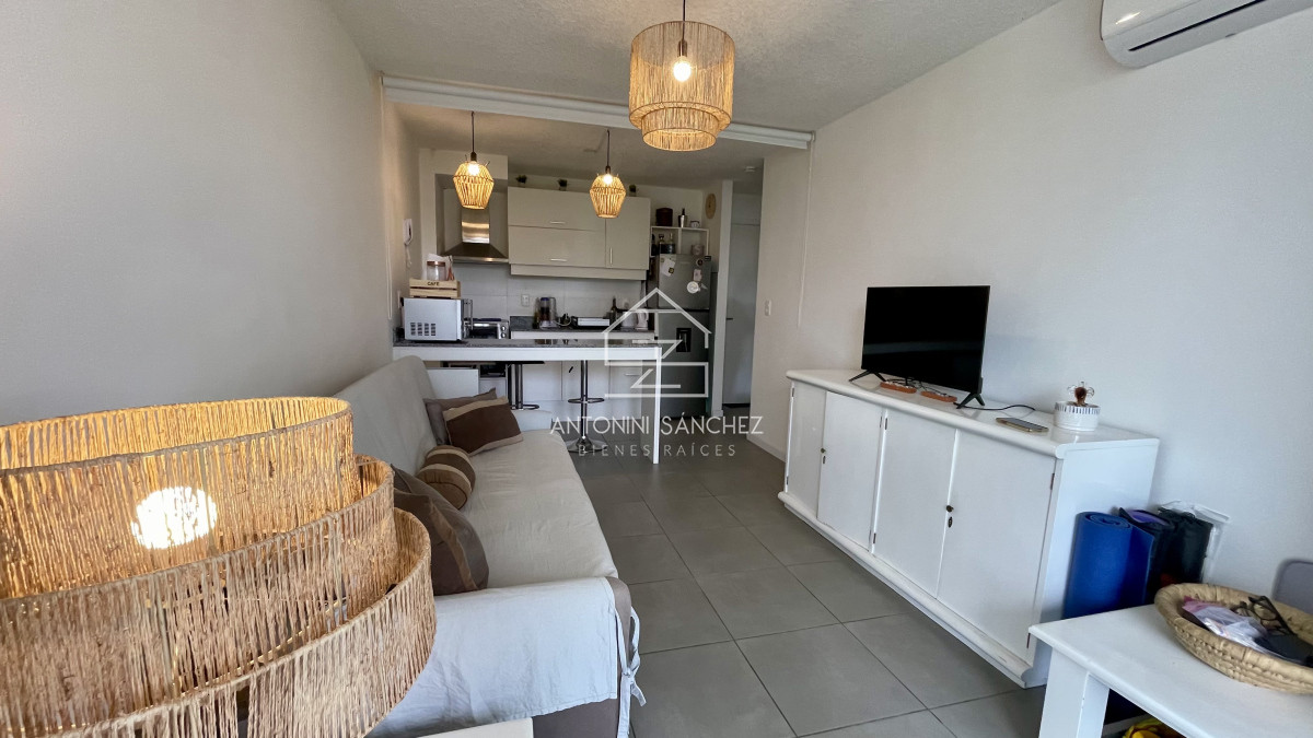 Apartamento ID.2261 - Venta apartamento 1 dormitorio 1 baño pinares