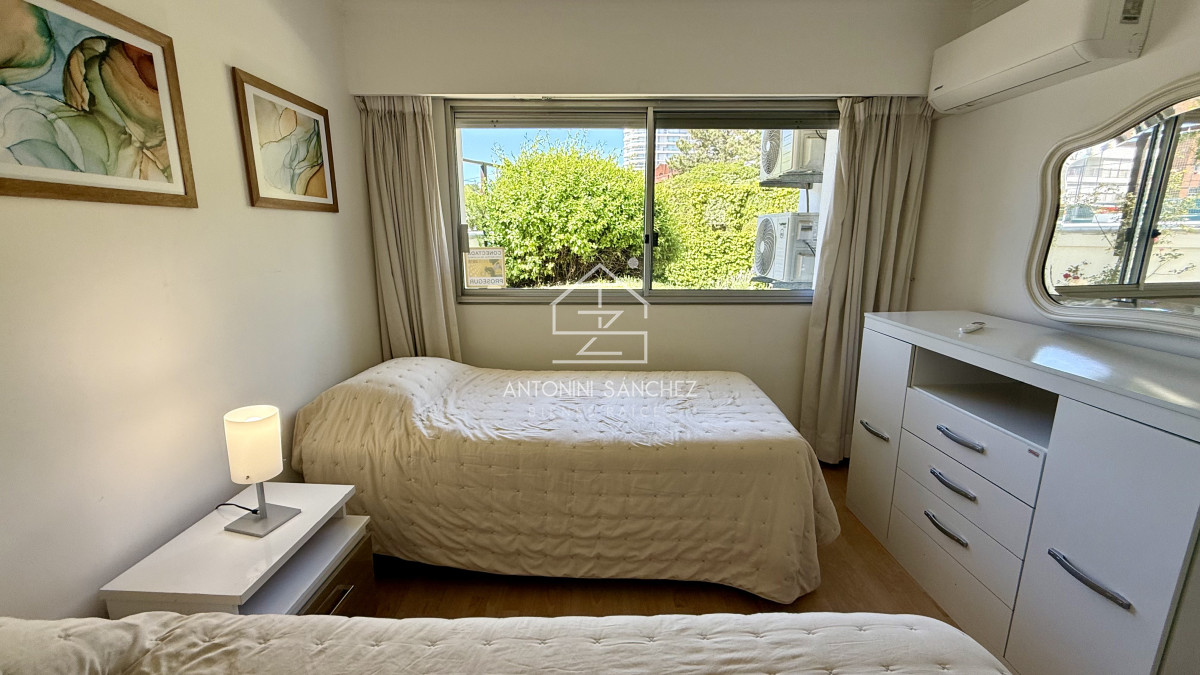 Apartamento ID.2918 - Venta Apartamento 3 Dormitorios Mansa Punta del Este