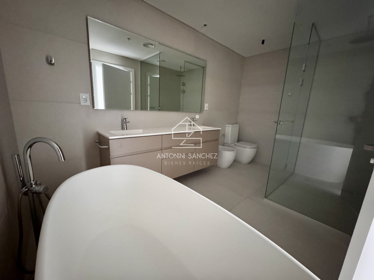 Apartamento ID.1918 - Venta apartamento 3 dormitorios Brava