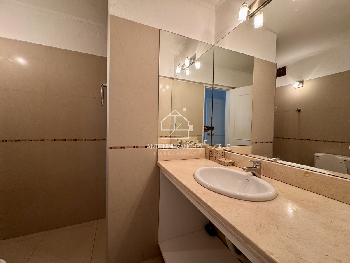 Apartamento ID.1344 - Venta apartamento 2 dormitorios 2 baños primera linea
