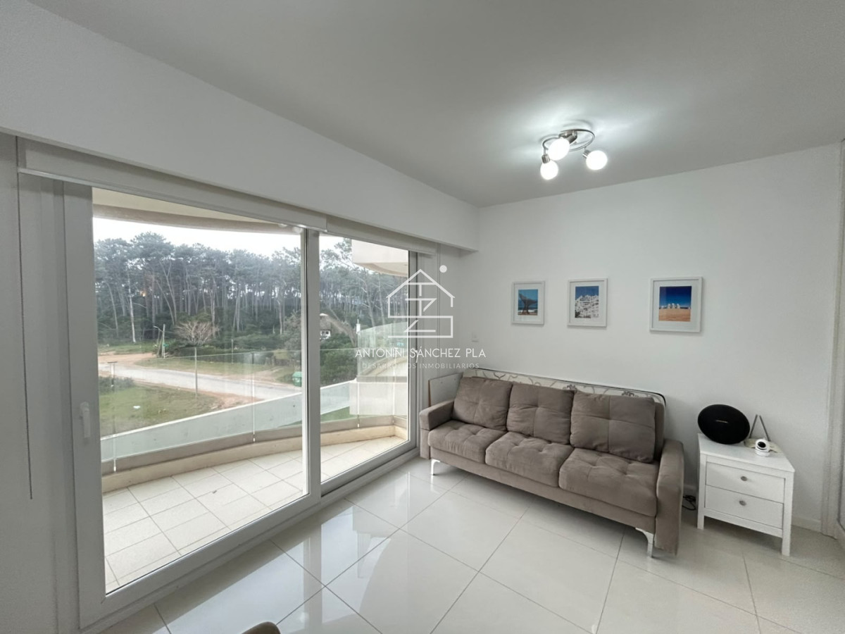 Apartamento ID.4538 - Venta apartamento un dormitorio Punta del este Playa Mansa Primera linea