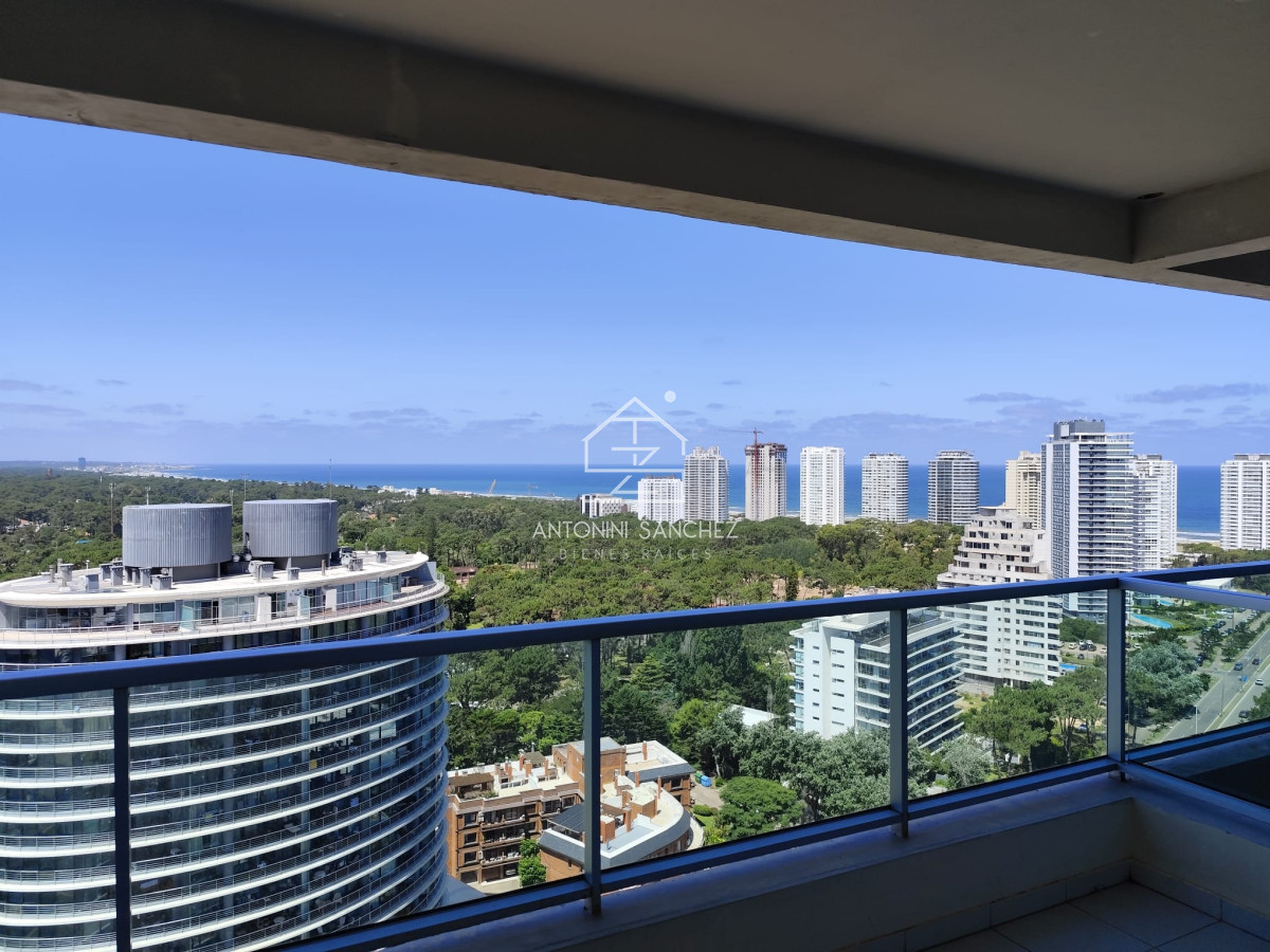 Apartamento ID.1166 - Venta apartamento 3 dormitorios Punta del Este