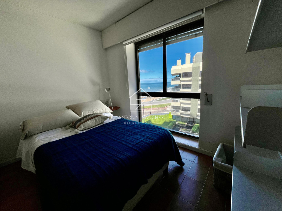 Apartamento ID.2953 - VENTA APARTAMENTO 4 DORMITORIOS PUNTA DEL ESTE