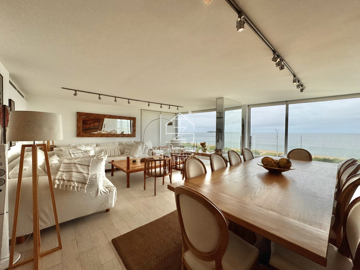 Apartamento ID.1577 - Venta apartamento 3 suites Punta del Este