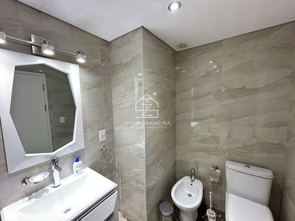 Apartamento ID.4538 - Venta apartamento un dormitorio Punta del este Playa Mansa Primera linea