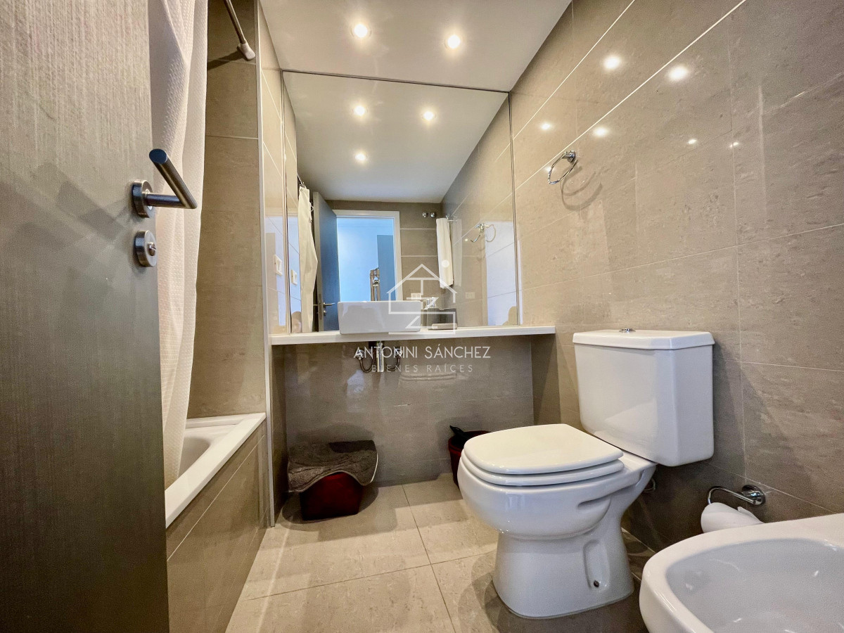 Apartamento ID.1129 - Venta apartamento 2 dormitorios Punta Del Este