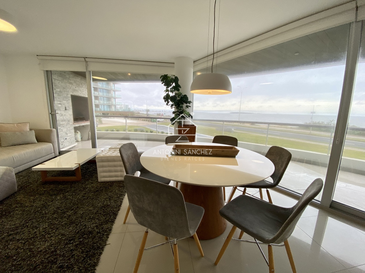 Apartamento ID.478 - Apartamento venta 3 dormitorios mas dependencia 