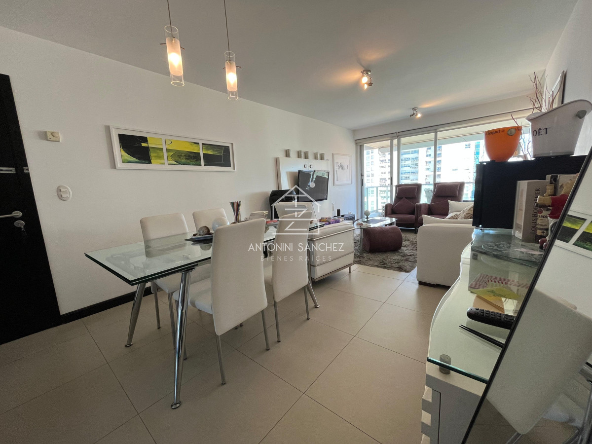 Apartamento ID.2581 - Venta apartamanto 2 dormitorios Punta del Este