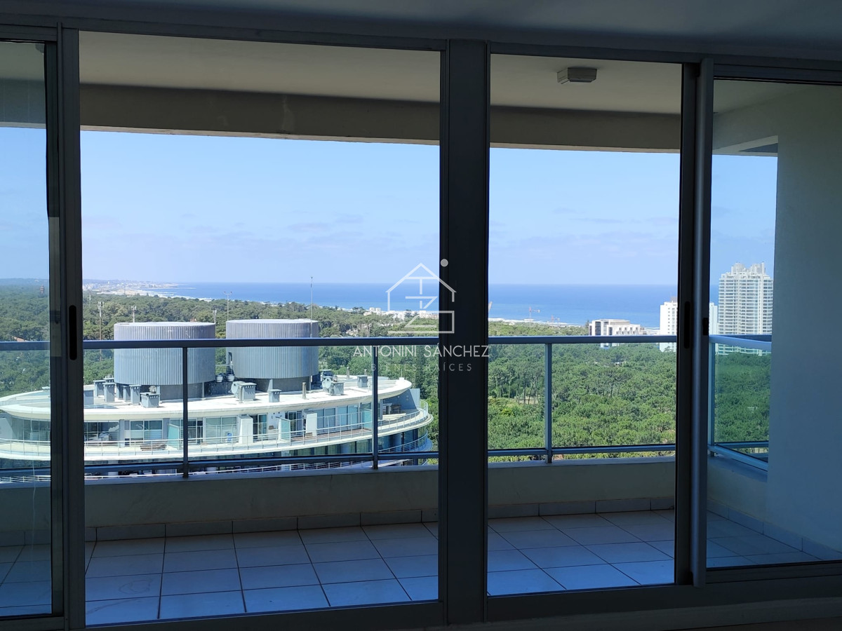 Apartamento ID.1166 - Venta apartamento 3 dormitorios Punta del Este