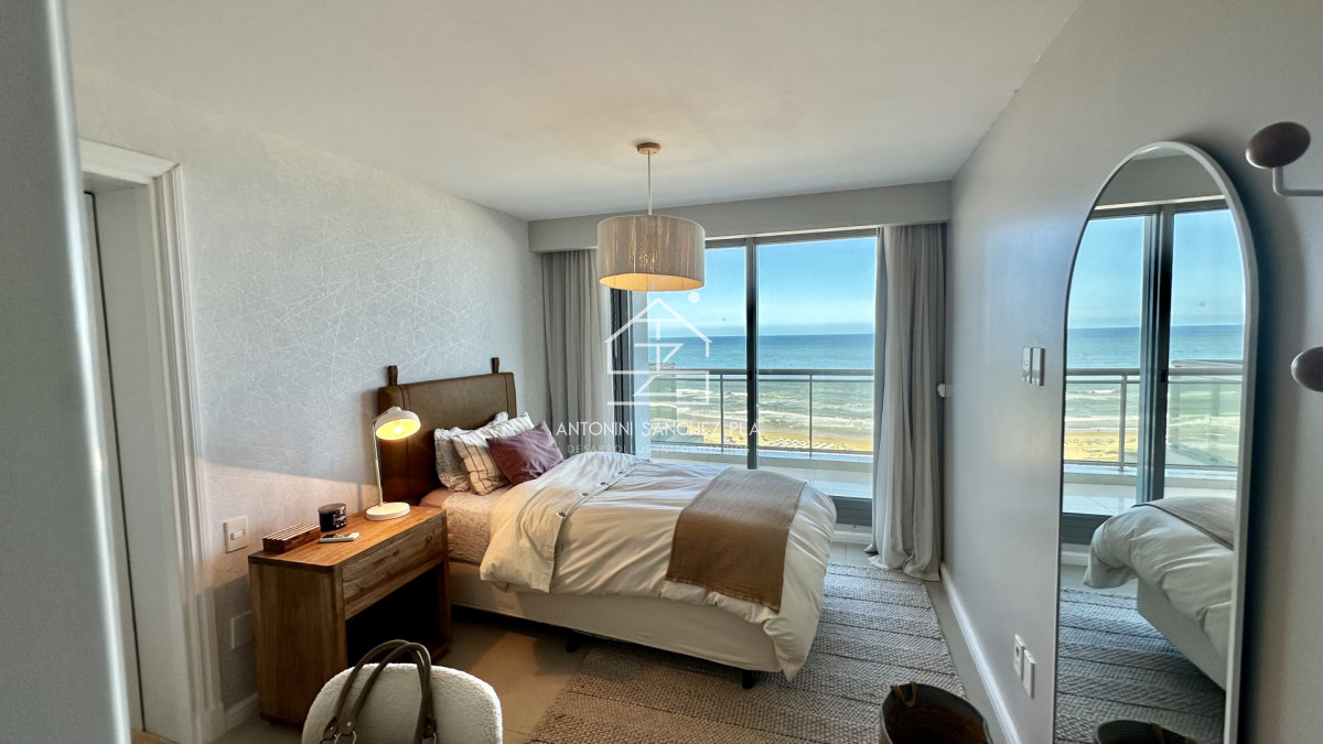 Apartamento ID.3965 - Venta Penthouse 5 dormitorios Punta del Este Brava