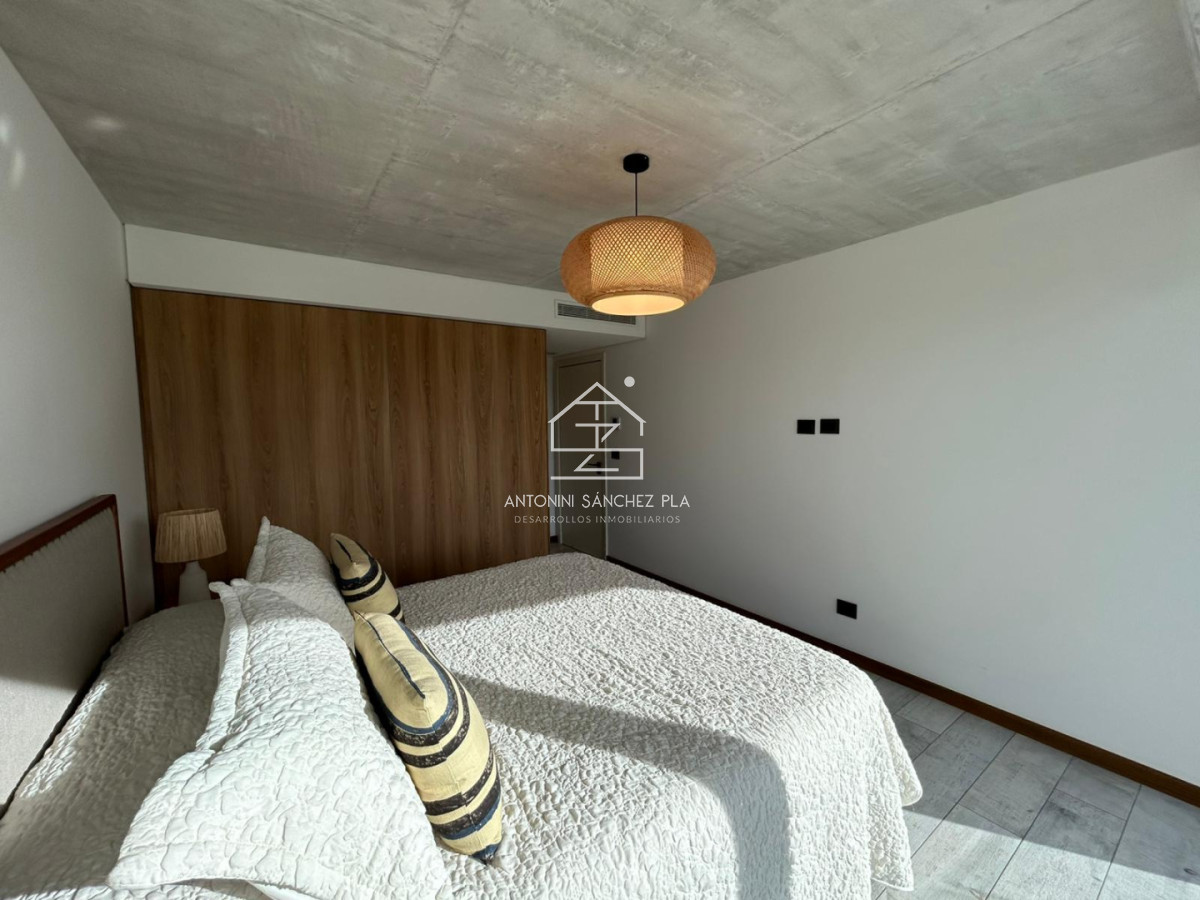 Apartamento ID.4371 - Venta apartamento un dormitorio Punta del Este playa Brava edificio Surfside