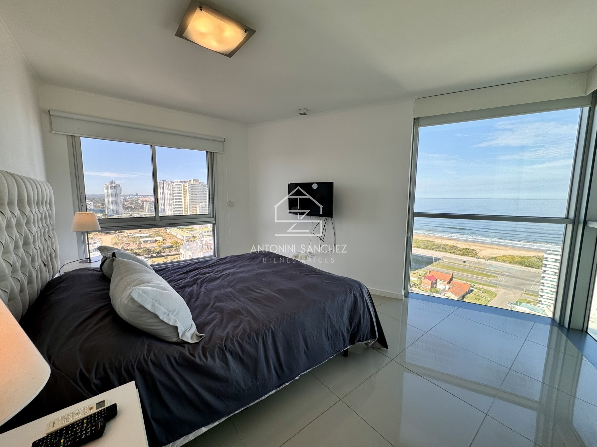 Apartamento ID.1089 - Venta Apartamento 3 dormitorios 4 baños Punta del Este