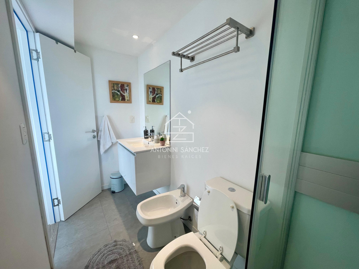 Apartamento ID.2251 - Venta de Apartamento en Roosevelt-Punta Del Este 