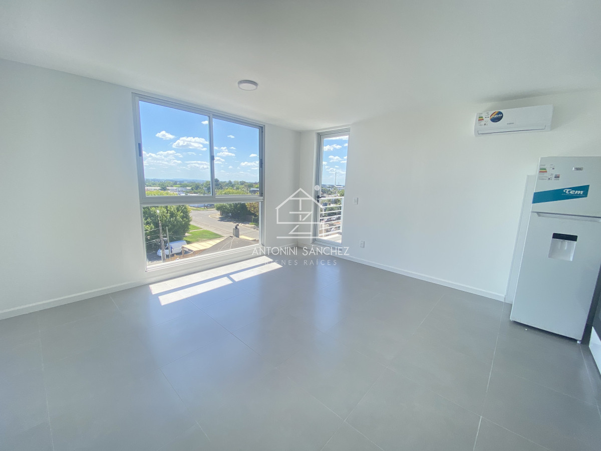 Apartamento ID.1894 - En venta apartamento en Maldonado, muy buena Renta.