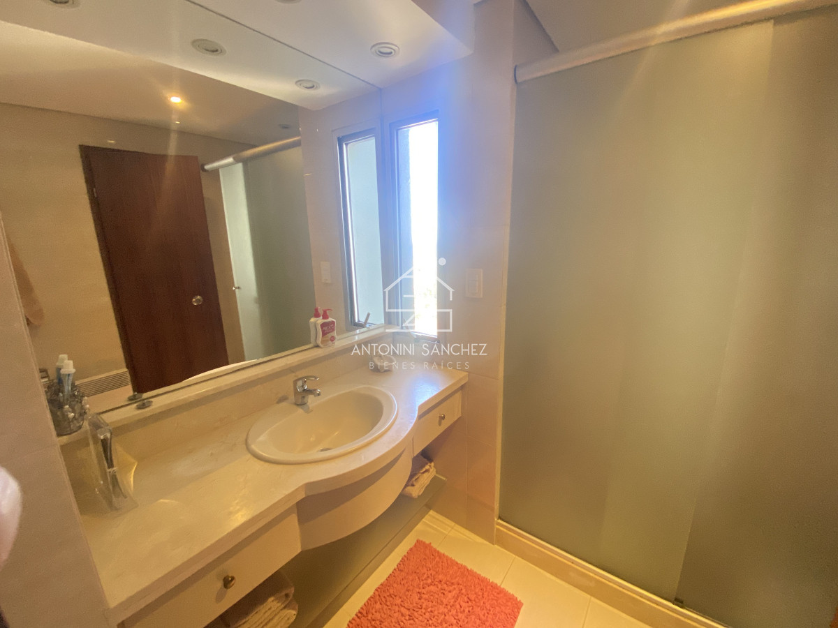 Apartamento ID.1547 - En venta, espectacular Pent-house, Punta del este