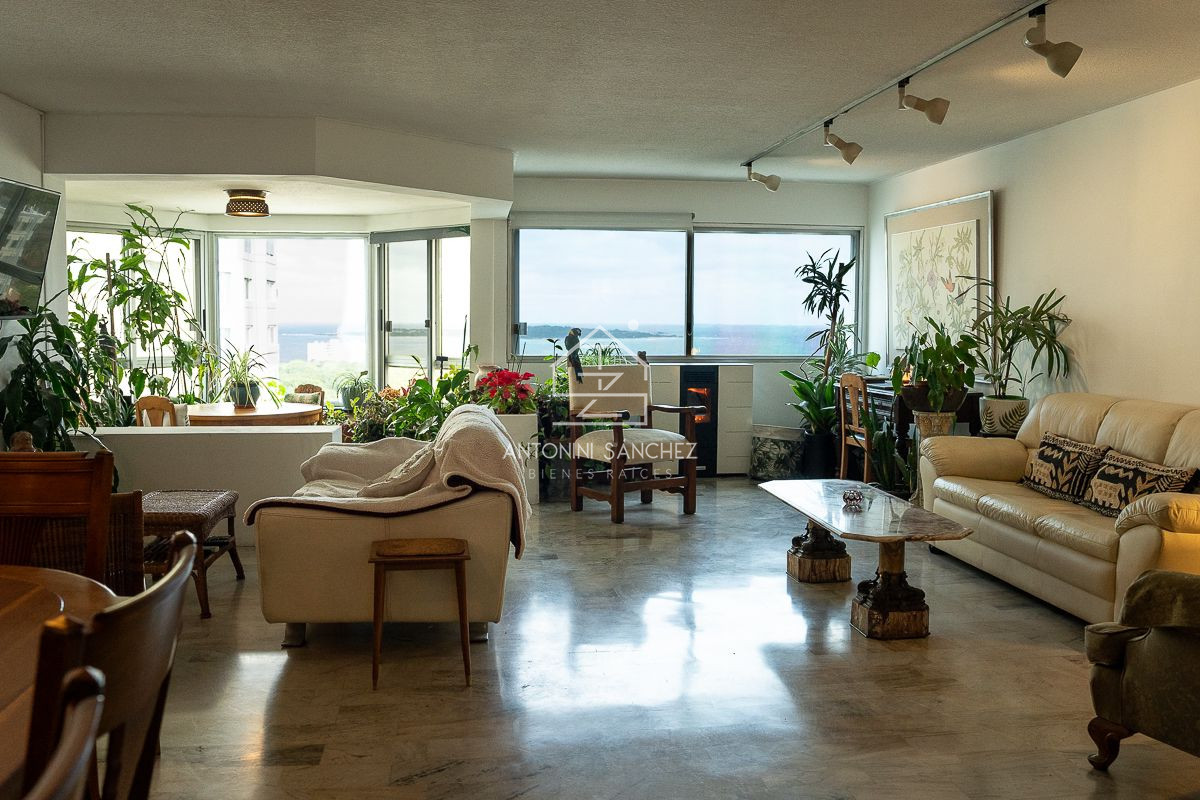 Apartamento ID.1312 - Oportunidad apartamento en venta, Punta del Este.