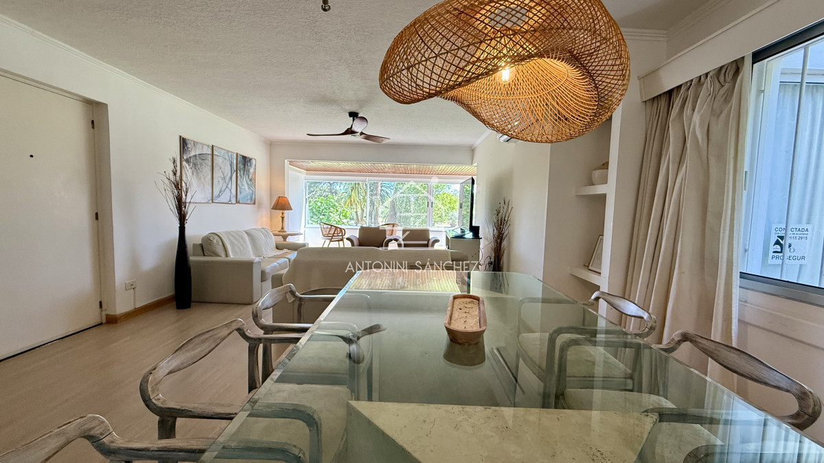 Apartamento ID.2918 - Venta Apartamento 3 Dormitorios Mansa Punta del Este