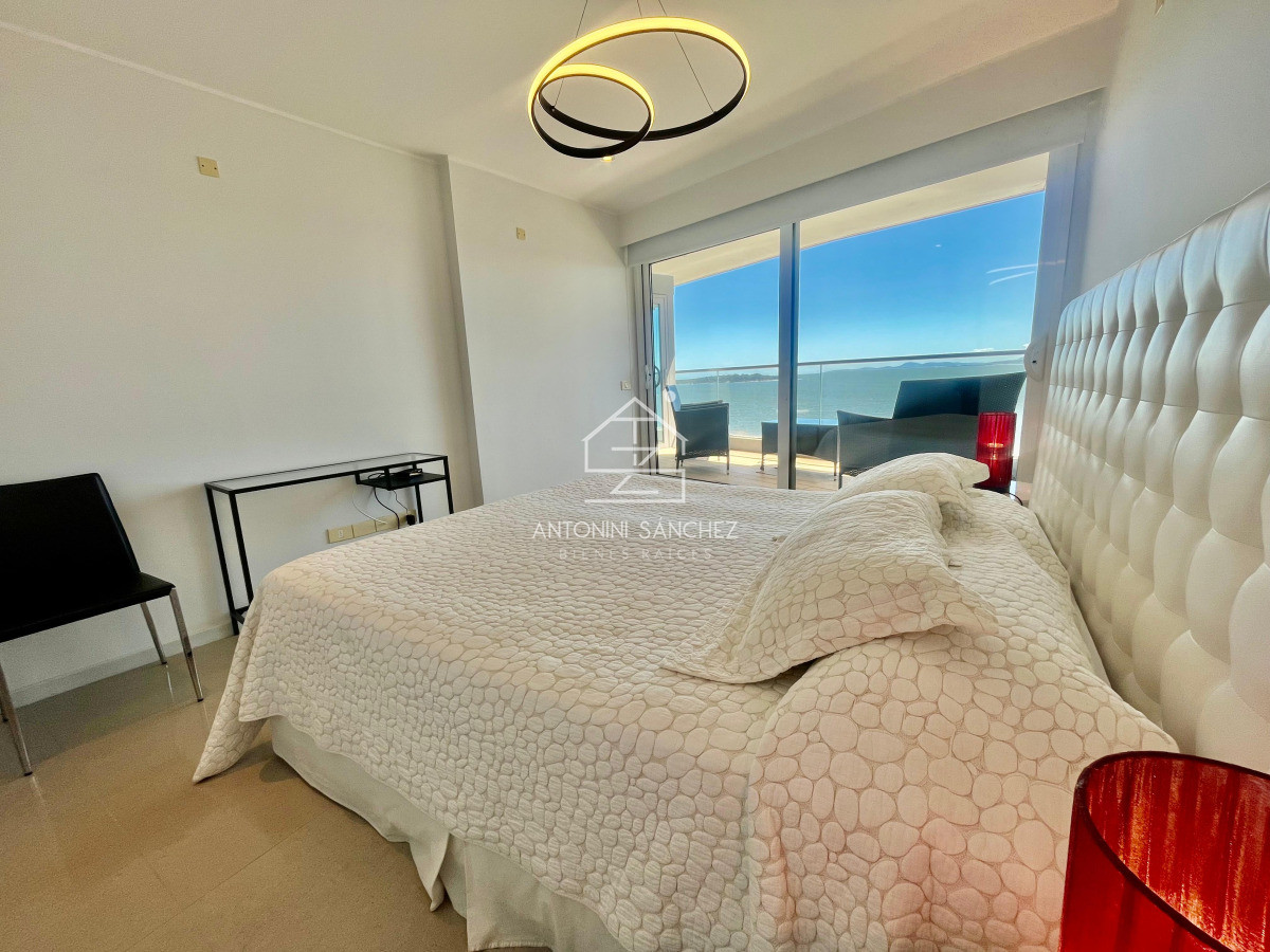 Apartamento ID.2825 - VENTA APARTAMENTO 3 DORMITORIO PUNTA DEL ESTE