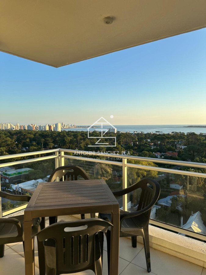 Apartamento ID.3811 - PISO ALTO EN ROOSEVELT CON SERVICIOS