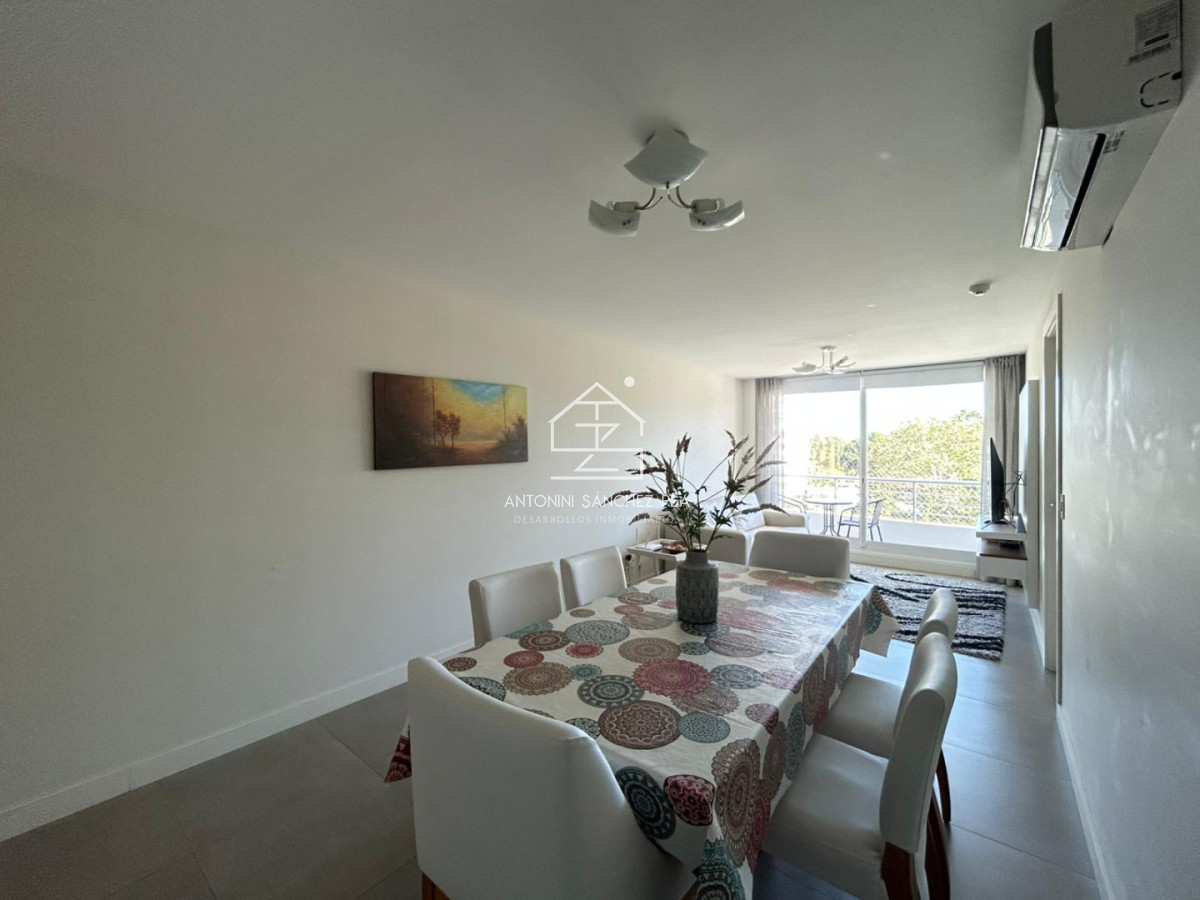 Apartamento ID.4370 - Alquiler apartamento dos dormitorios Punta del Este Roosevelt edificio Greenlife
