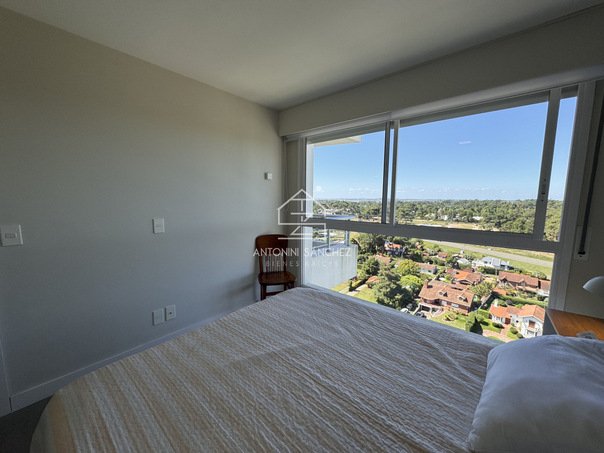 Apartamento ID.1865 - Venta apartamento 2 dormitorios 2 baños Punta del Este