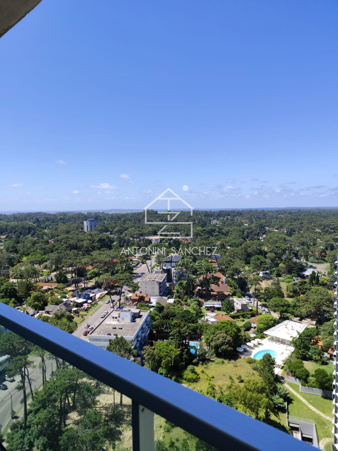 Apartamento ID.1166 - Venta apartamento 3 dormitorios Punta del Este