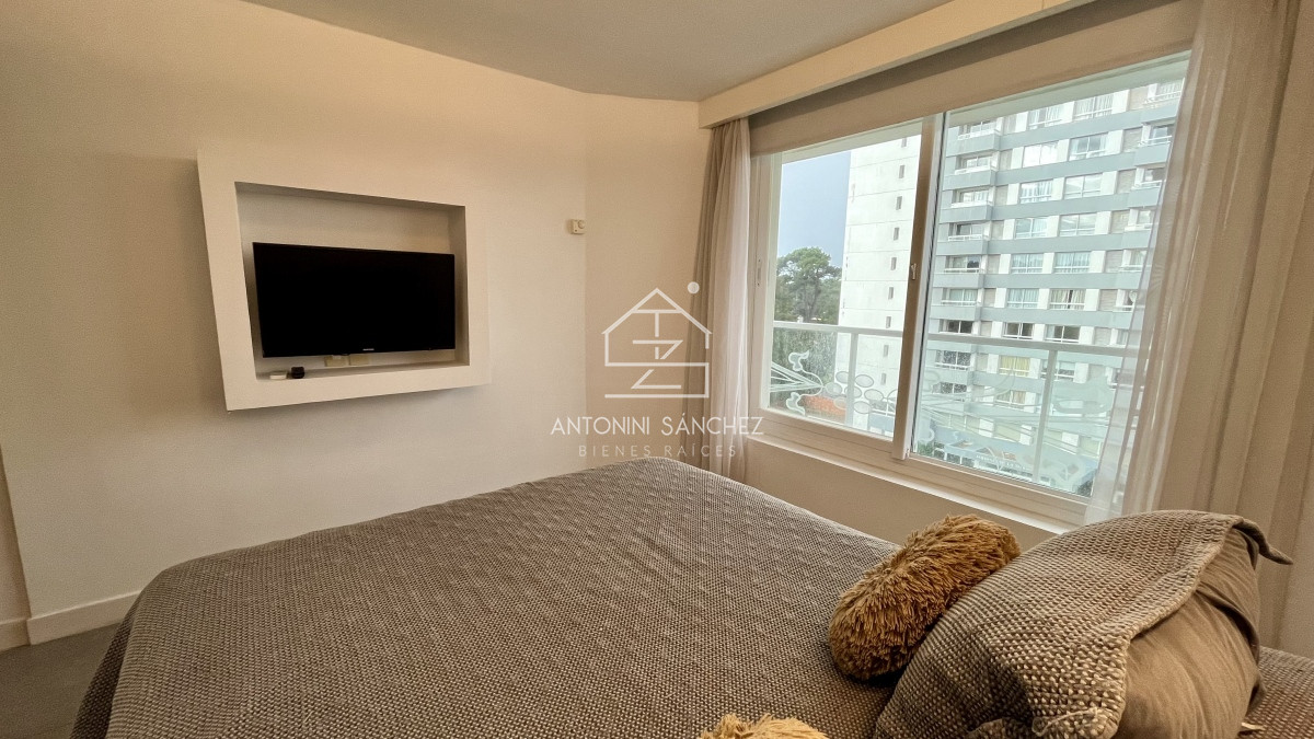 Apartamento ID.387 - Apartamento venta 1 dormitorio y medio Punta del Este